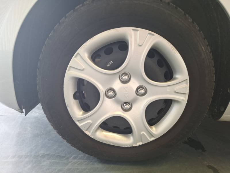 Kia Picanto - Photo 39