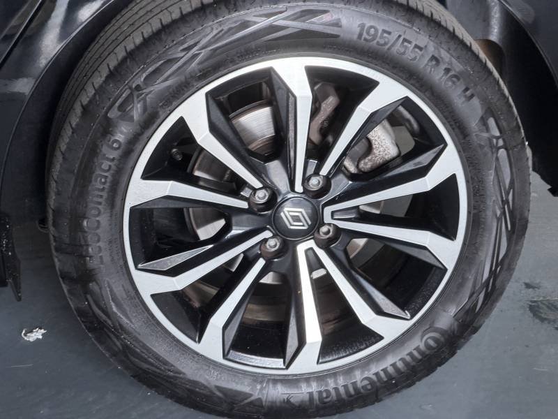 Renault Clio - Photo 17