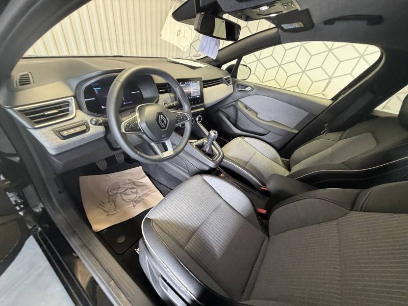 Renault Clio - Photo 18