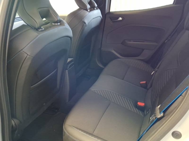 Renault Clio - Photo 27