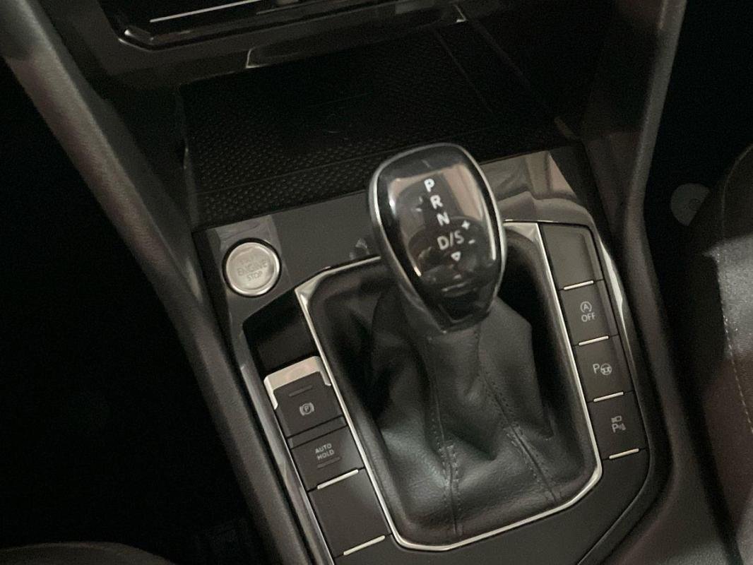 Volkswagen Tiguan - Photo 11