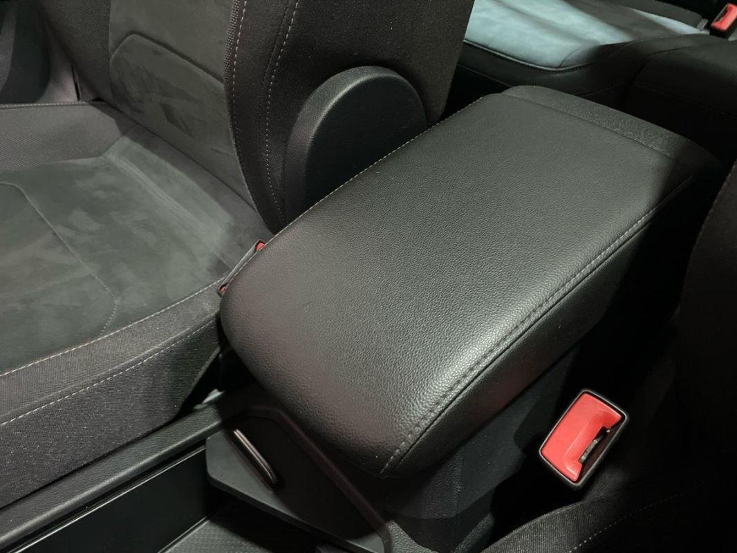 Volkswagen Tiguan - Photo 12