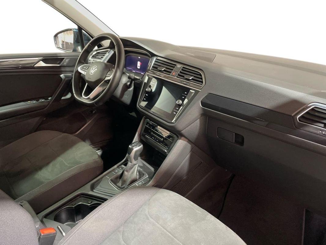Volkswagen Tiguan - Photo 13
