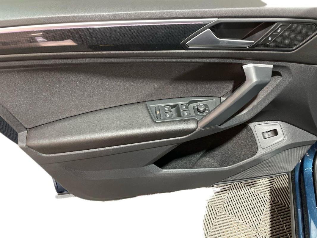 Volkswagen Tiguan - Photo 15