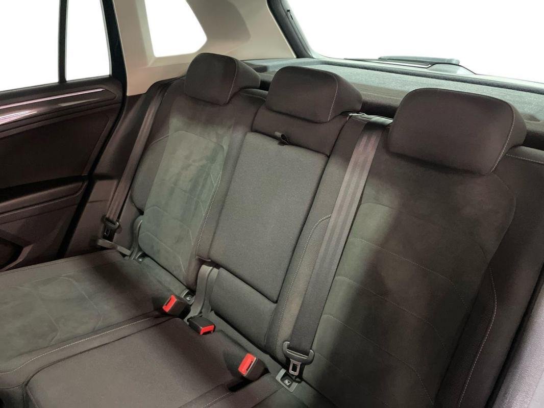 Volkswagen Tiguan - Photo 23