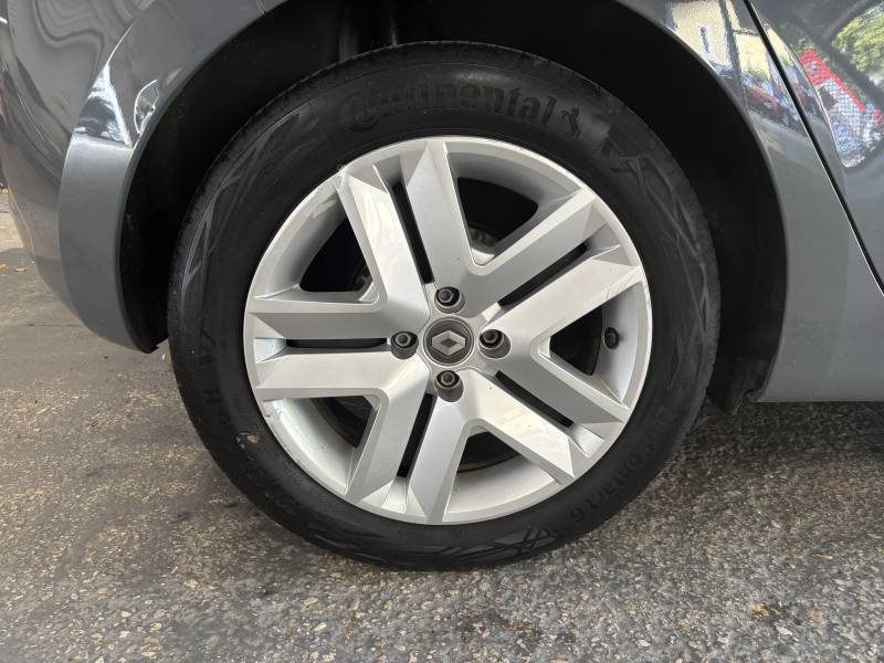 Renault Clio - Photo 30