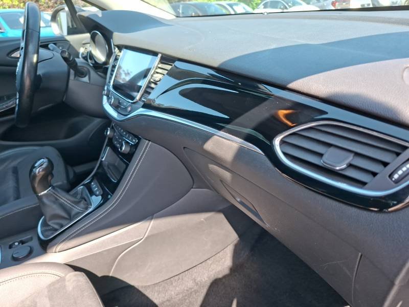 Opel Astra - Photo 13
