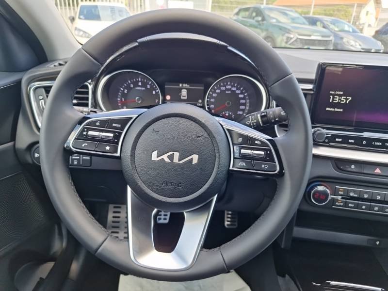 Kia Xceed - Photo 28