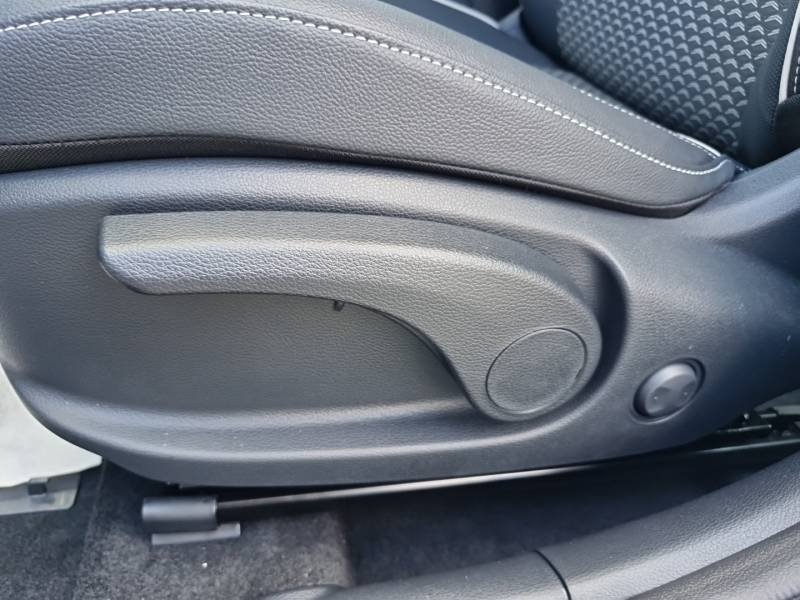 Kia Xceed - Photo 30