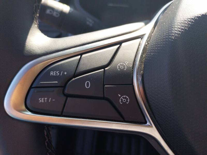 Renault Clio - Photo 23