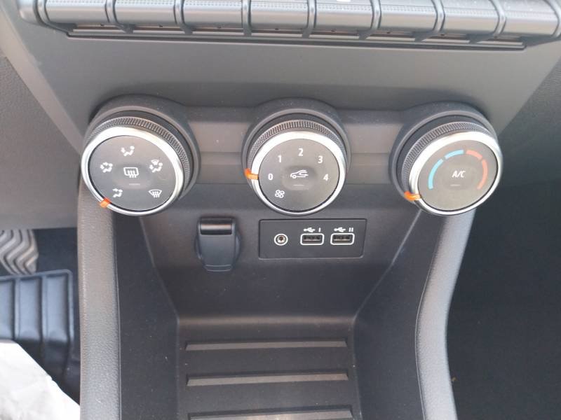 Renault Clio - Photo 27