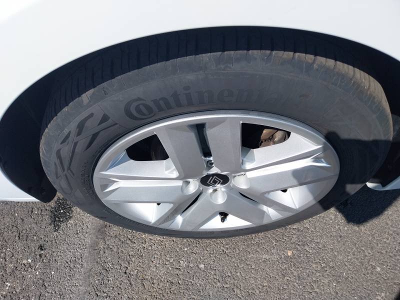 Renault Clio - Photo 17