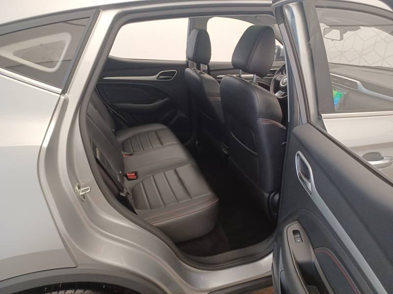 MG ZS - Photo 15