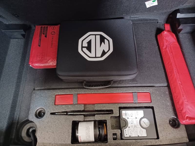 MG MG4 - Photo 18