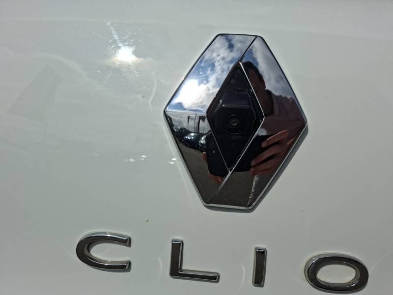 Renault Clio - Photo 18