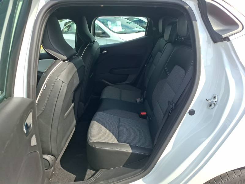 Renault Clio - Photo 22