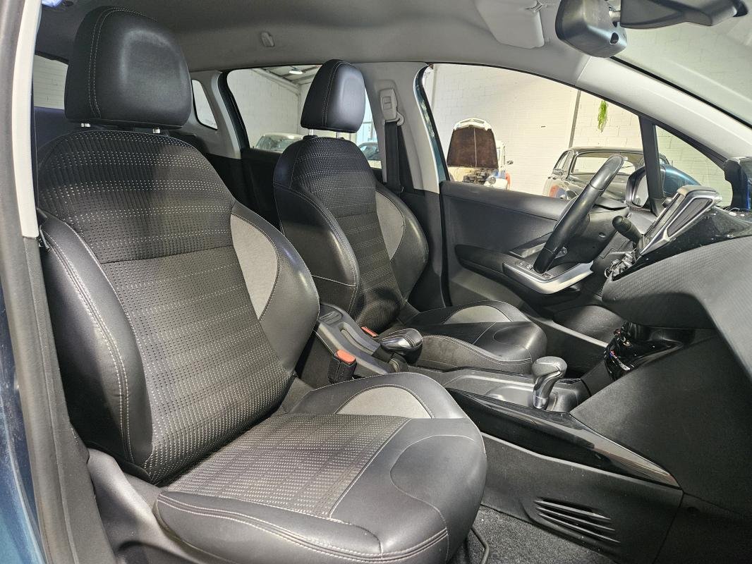 Peugeot 2008 - Photo 12