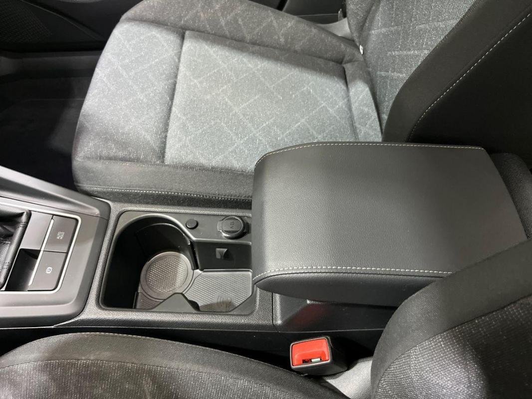 Volkswagen Golf - Photo 12