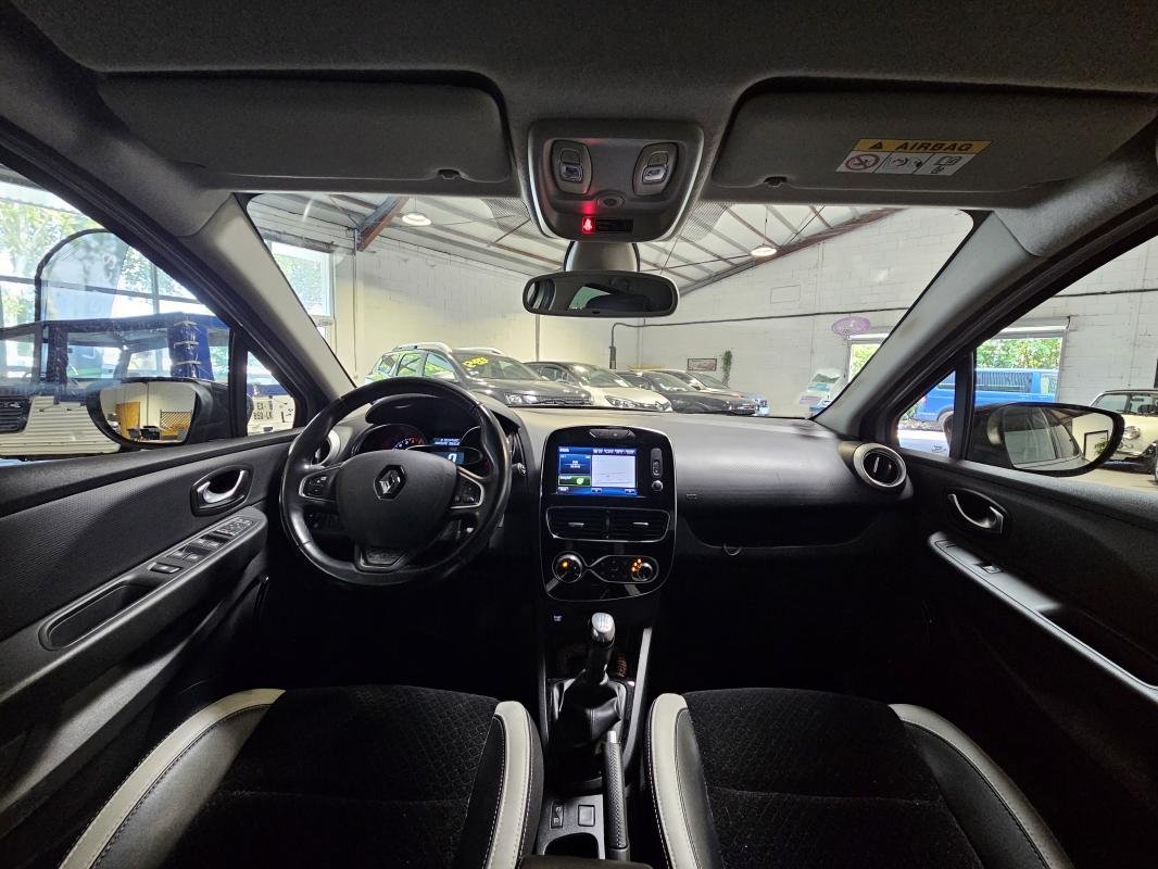 Renault Clio - Photo 15