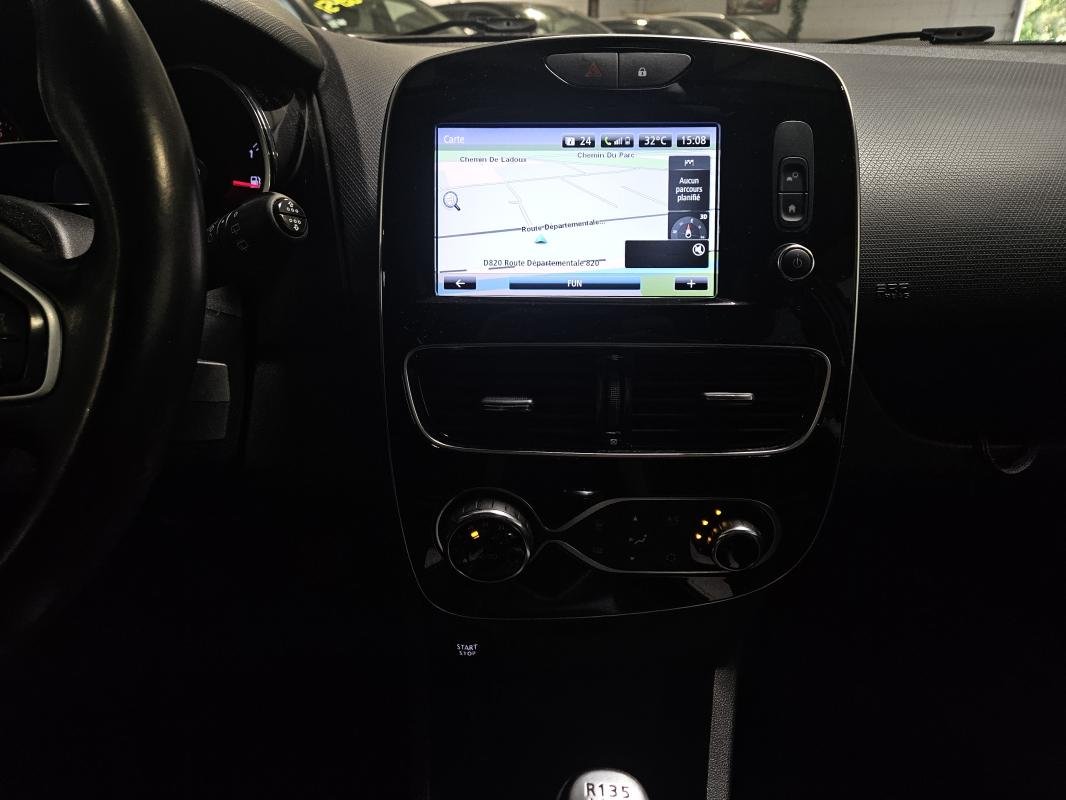 Renault Clio - Photo 19