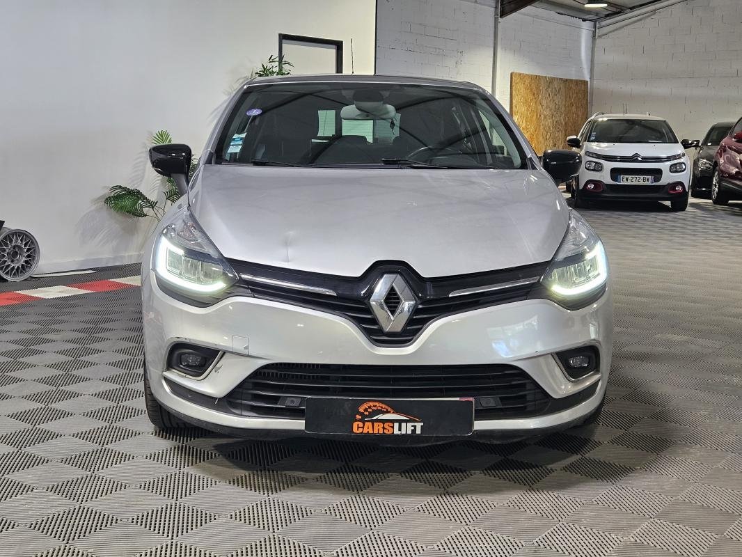 Renault Clio - Photo 2
