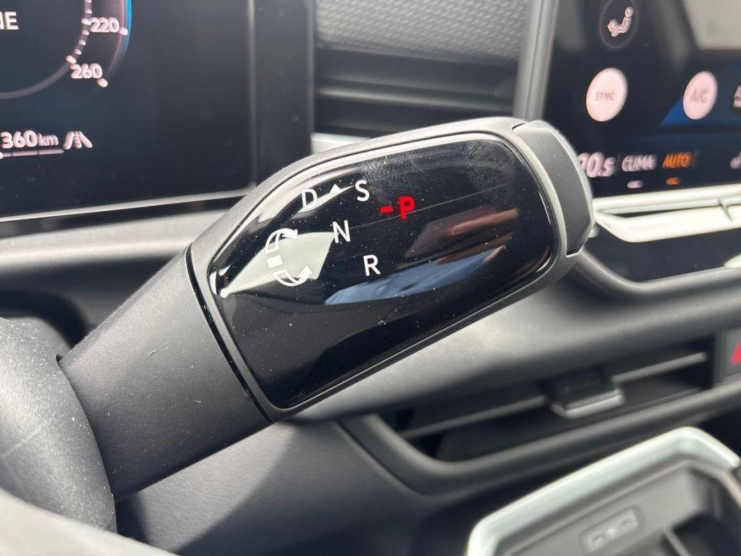 Volkswagen T-Roc - Photo 11