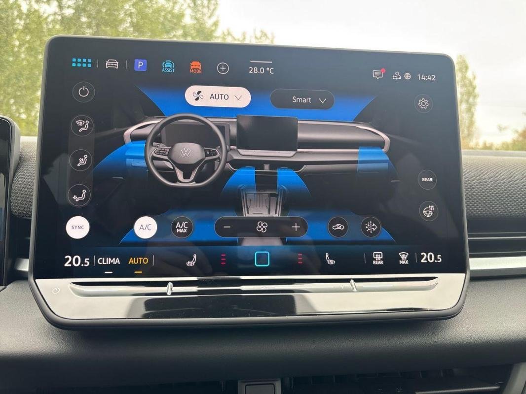 Volkswagen T-Roc - Photo 19