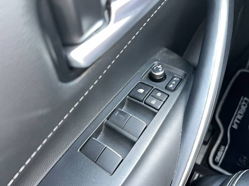 Toyota Corolla - Photo 28
