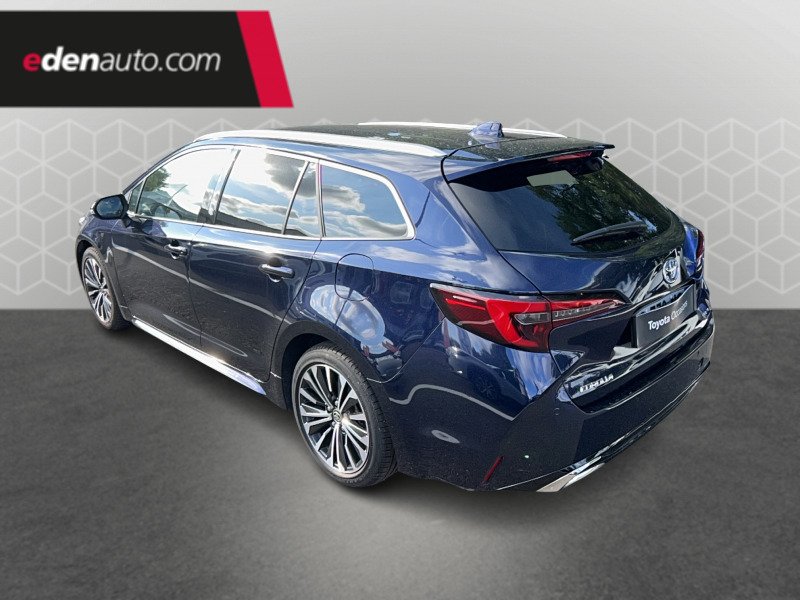 Toyota Corolla - Photo 3