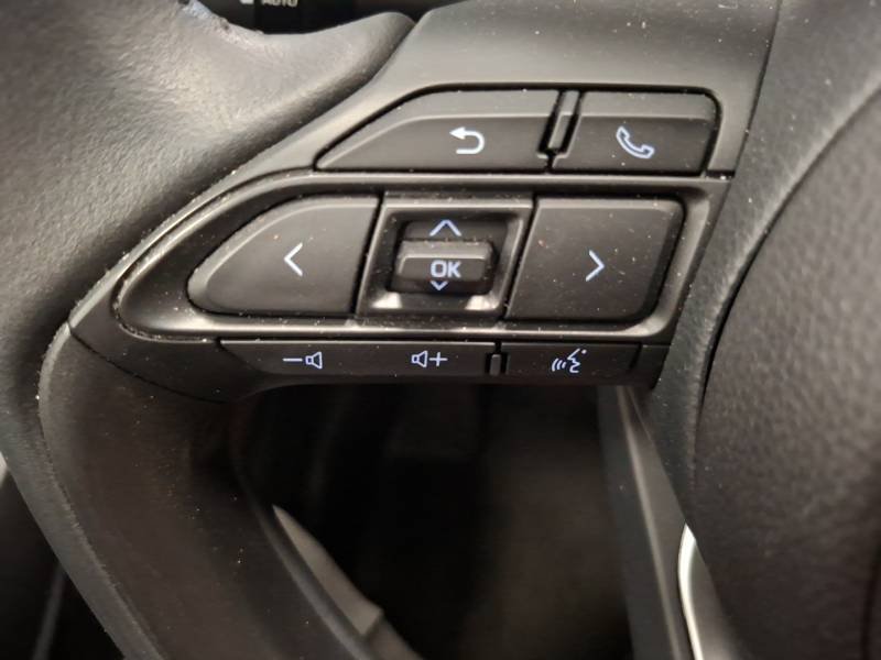 Toyota Yaris - Photo 24