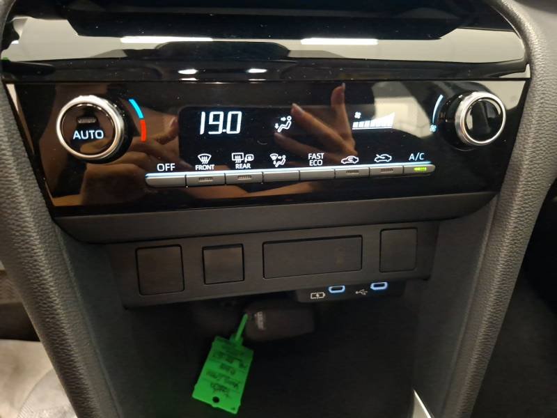 Toyota Yaris - Photo 21