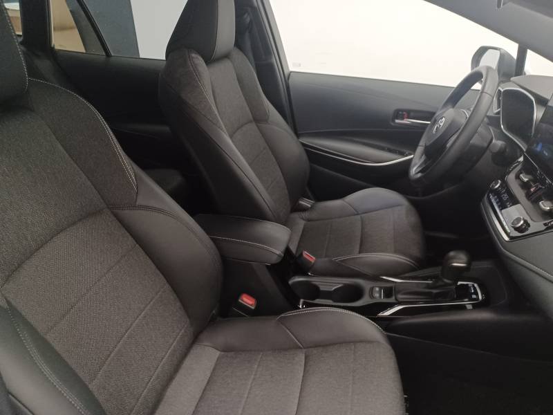 Toyota Corolla - Photo 12