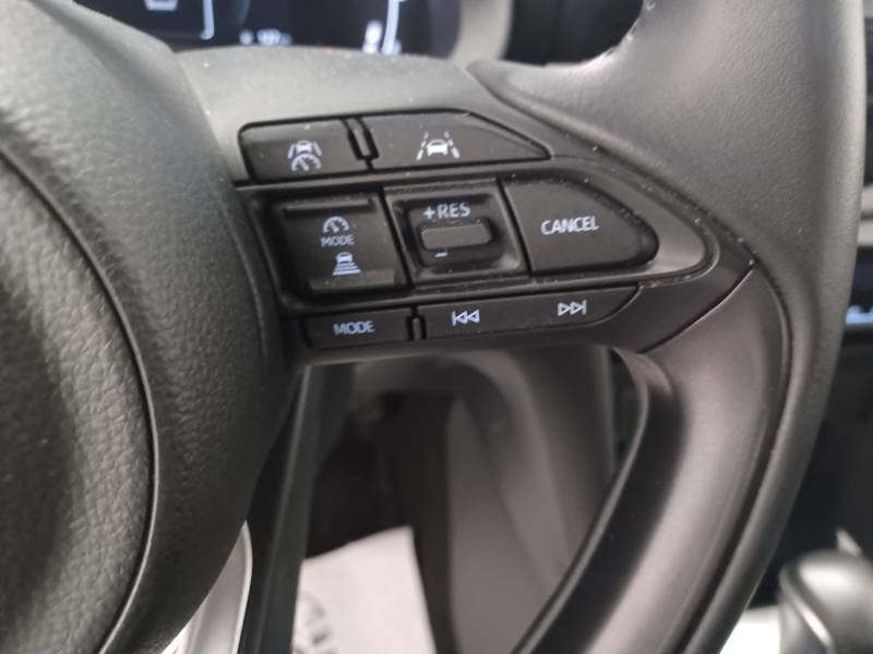 Toyota Yaris - Photo 12
