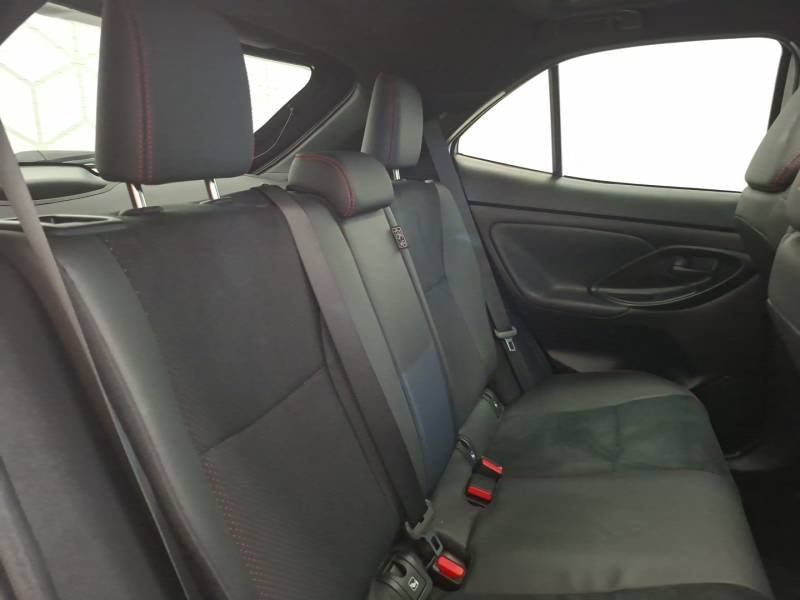 Toyota Yaris - Photo 13