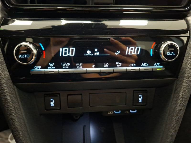 Toyota Yaris - Photo 19