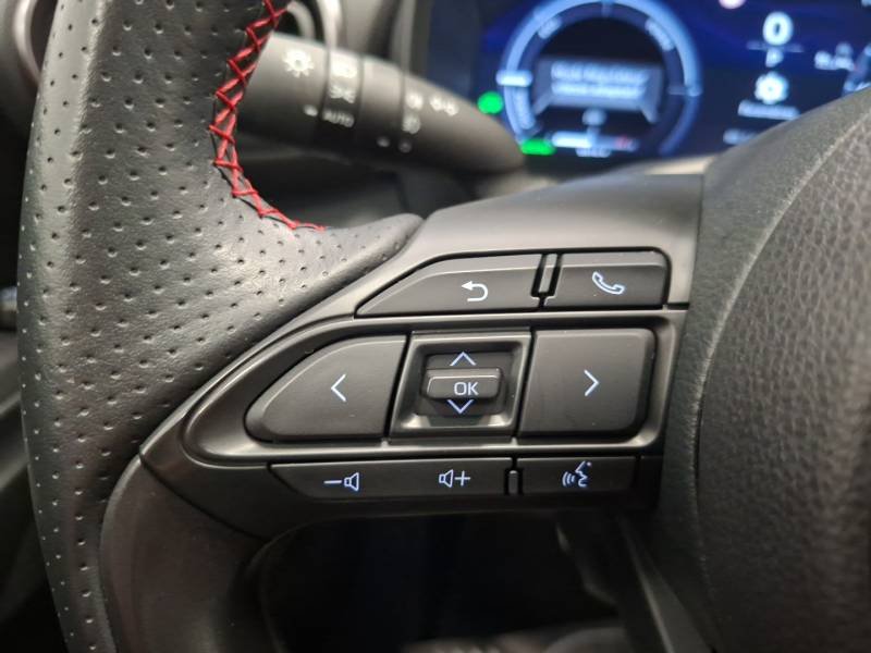 Toyota Yaris - Photo 25