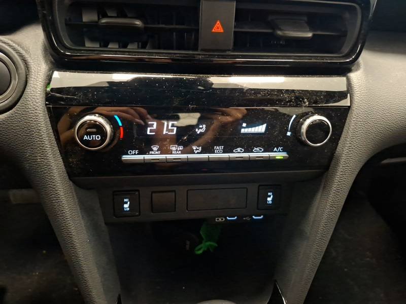 Toyota Yaris - Photo 21