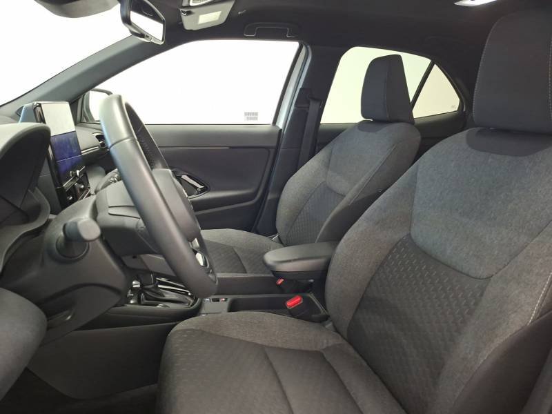 Toyota Yaris - Photo 10