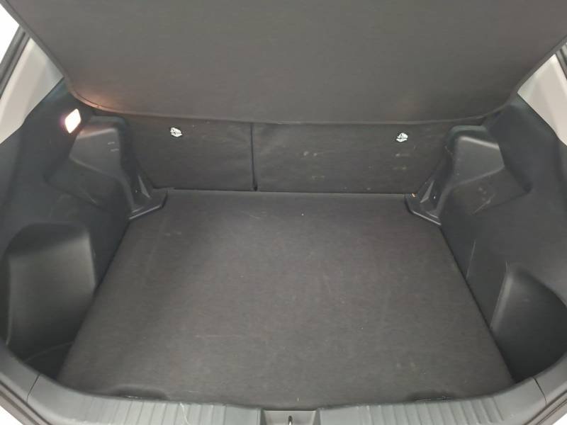 Toyota Yaris - Photo 14