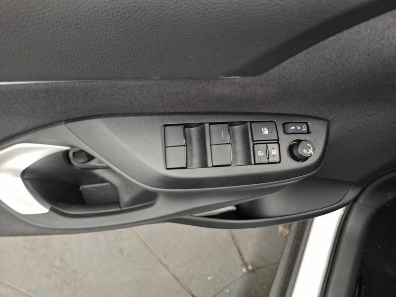 Toyota Yaris - Photo 18