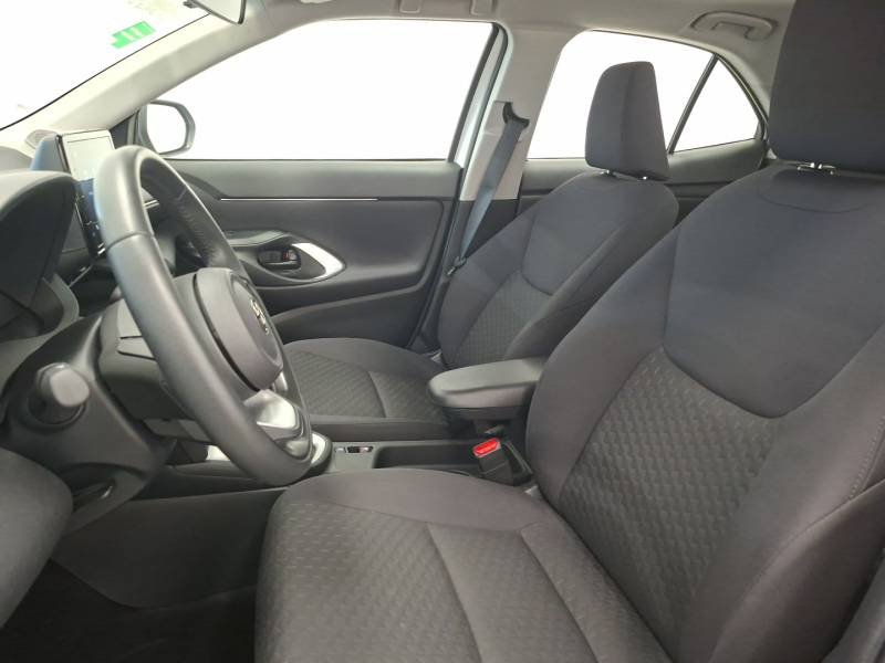 Toyota Yaris - Photo 10