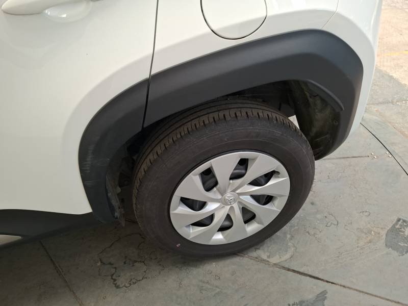 Toyota Yaris - Photo 16
