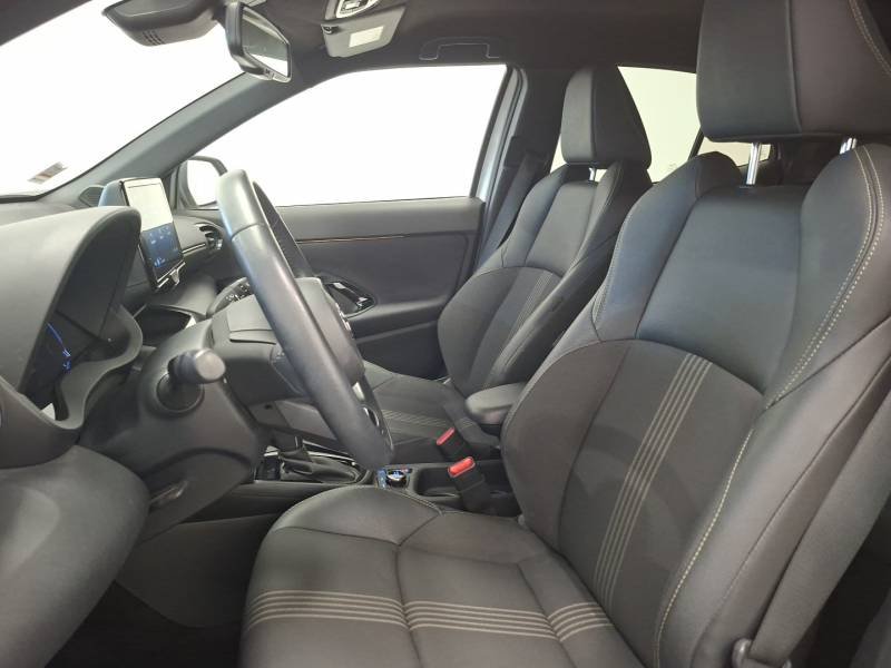 Toyota Yaris - Photo 10