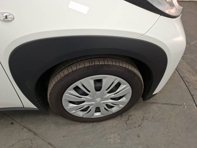 Toyota aygo x - Photo 25