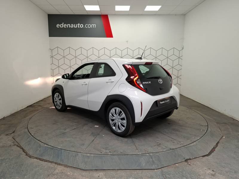 Toyota aygo x - Photo 3