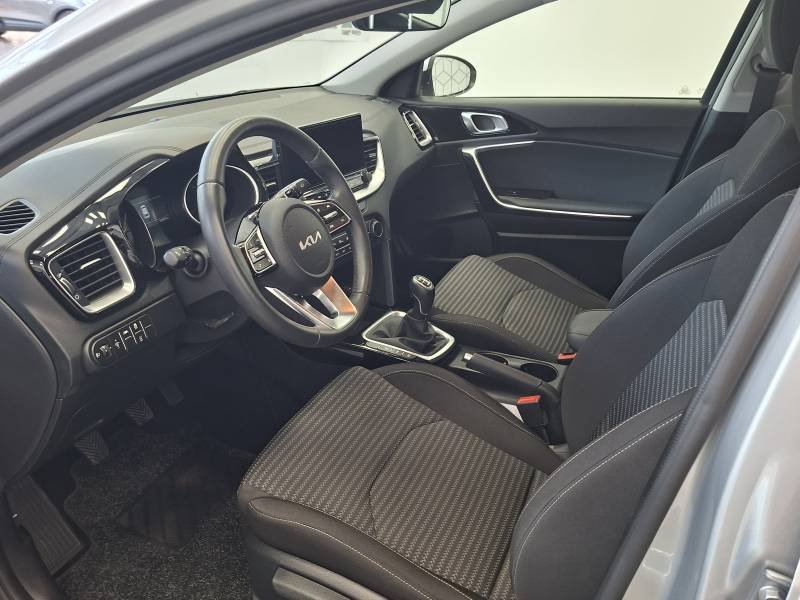 Kia CEED - Photo 10
