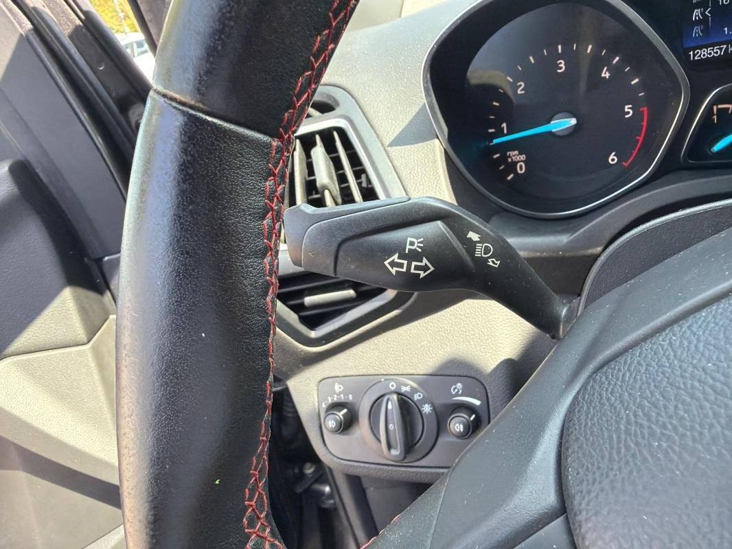Ford Kuga - Photo 19