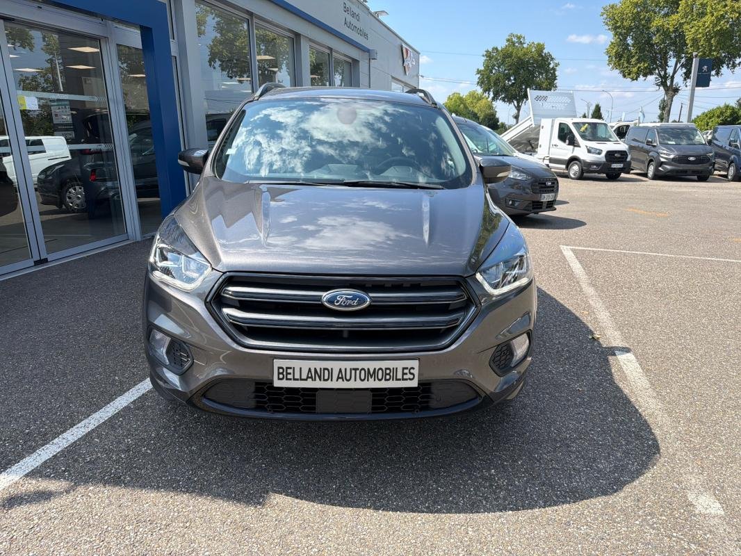 Ford Kuga - Photo 2
