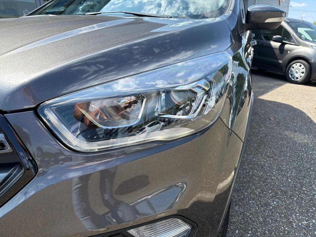 Ford Kuga - Photo 4