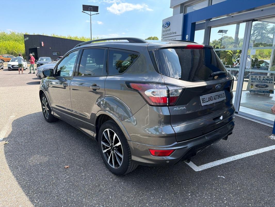 Ford Kuga - Photo 6